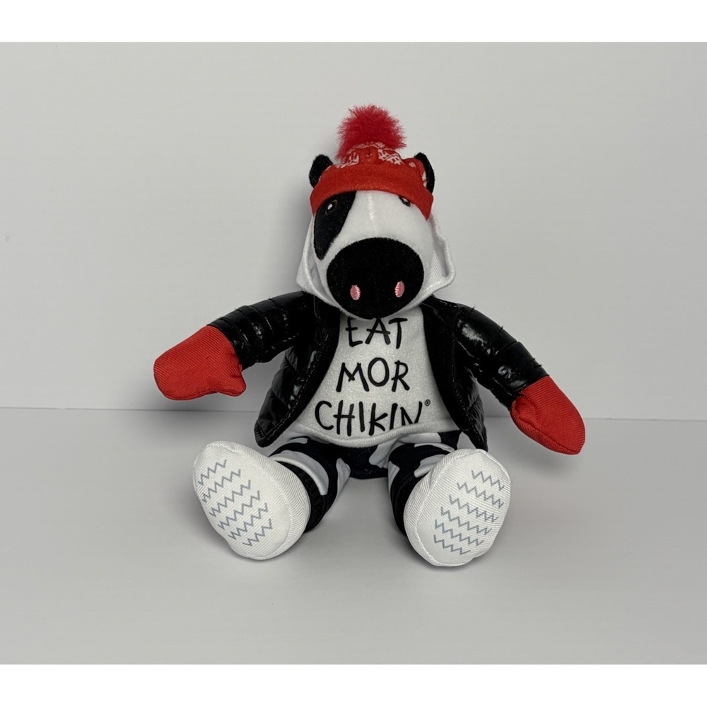 🎄🎄2025 Chick-fil-A Winter / Christmas Cow Plush Stuffed Animal 🎄